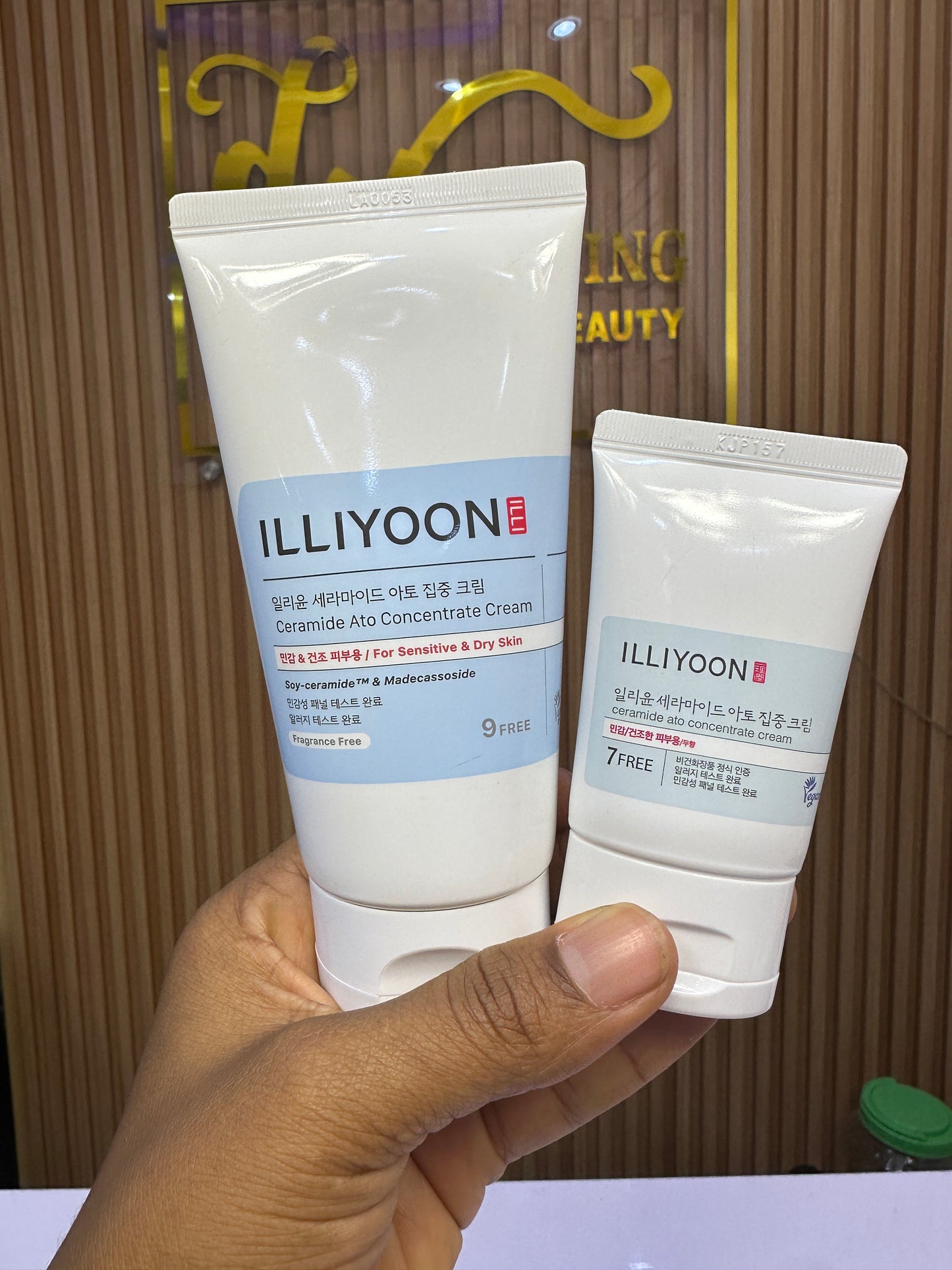 ILLIYOON Ceramide Ato Concentrate Cream 150ml and 30ml