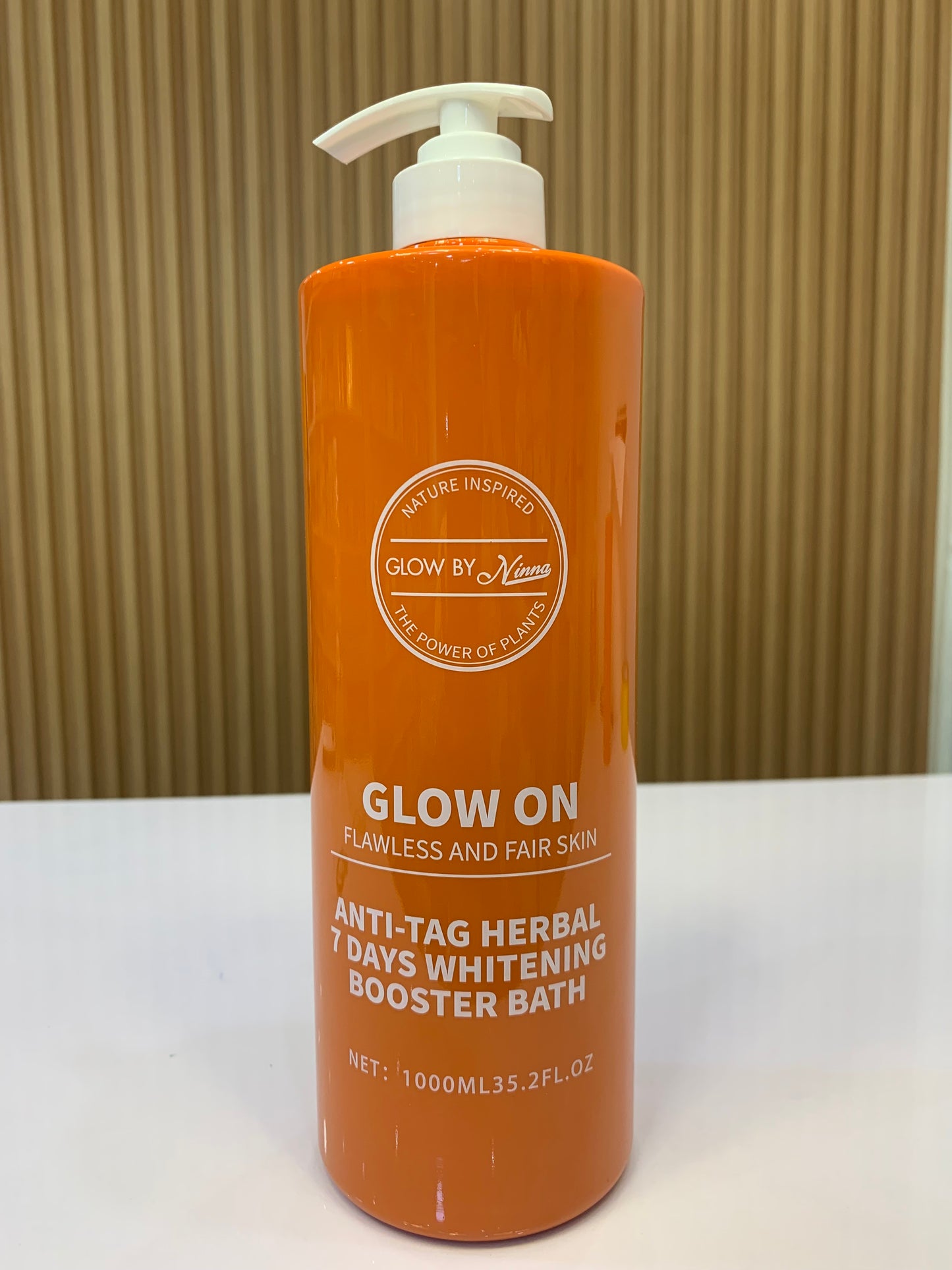 Glow On Flawless and Fair Booster Bath