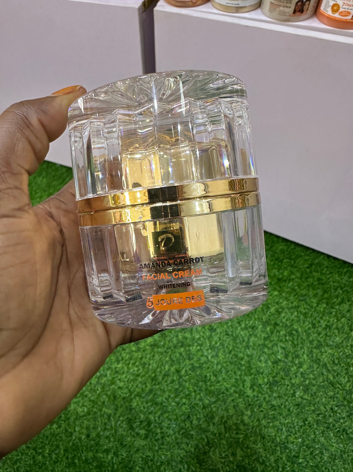 Amanda Carrot Whitening Face Cream