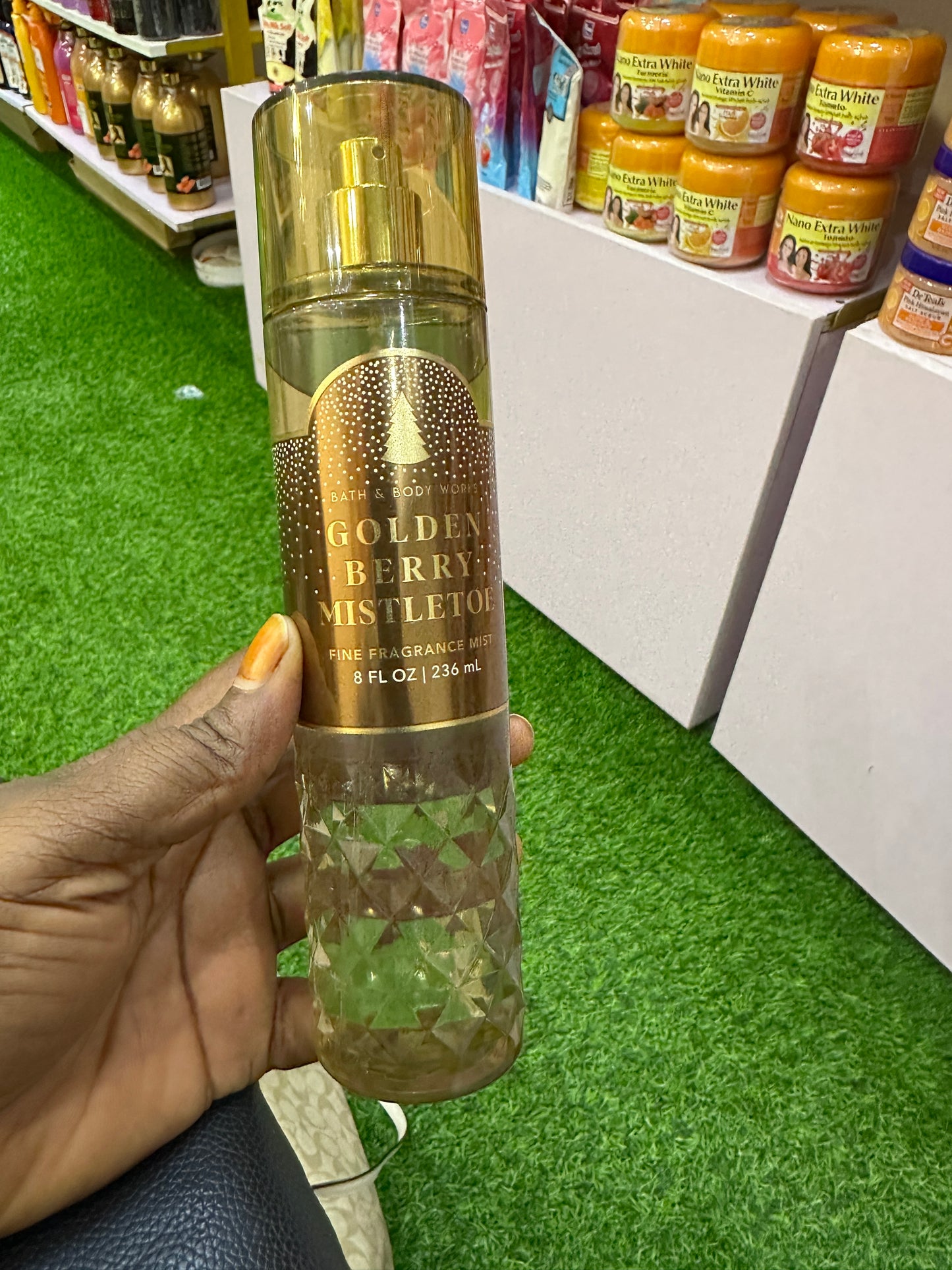 Bath and Body Works Golden Berry Mistletoe