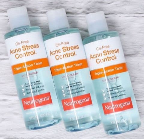 Neutrogena Oil-Free Acne Stress Control Toner
