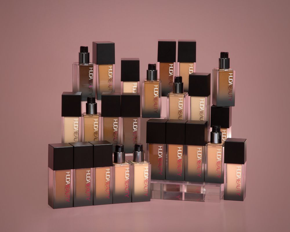 Huda Beauty Faux Filter Luminous Matte Foundation
