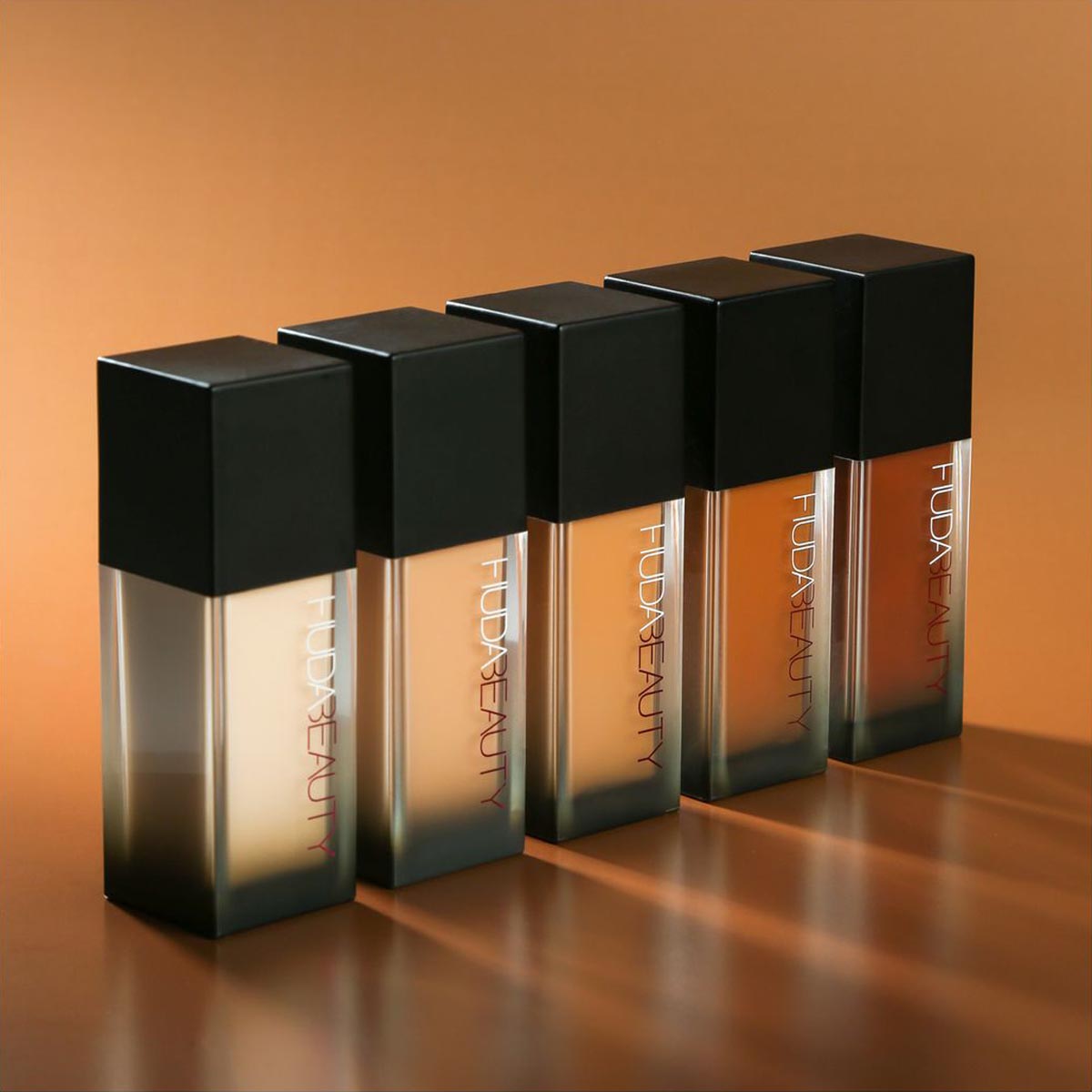 Huda Beauty Faux Filter Luminous Matte Foundation