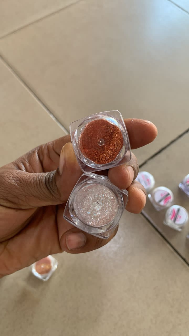 Luzta Pigments
