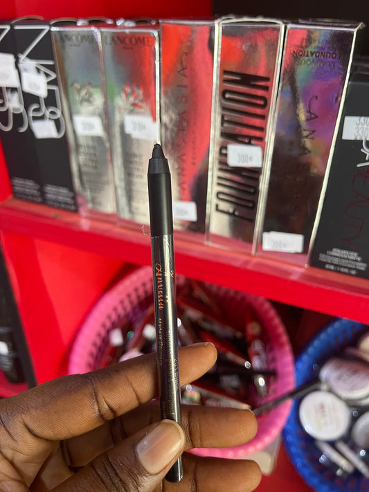 Vee Beauty Black Eyeliner